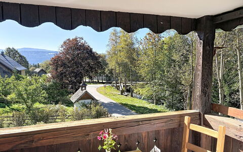 Ferienhaus Huber: Meubles, Ombre, Balcon, Chaise, Mobilier De Jardin, Porche, Chalet, Plante D'Appartement, Tableau De Plein Air, Pot De Fleur