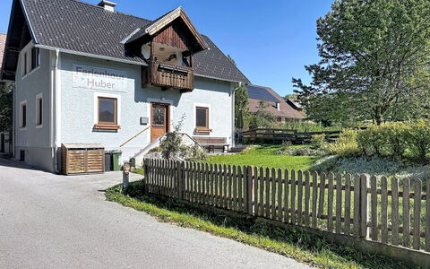 Ferienhaus Huber: Bâtiment, Maison, Toit, Chalet, Arbuste, Domicile, Zone Résidentielle, Établissements Humains, Ferme