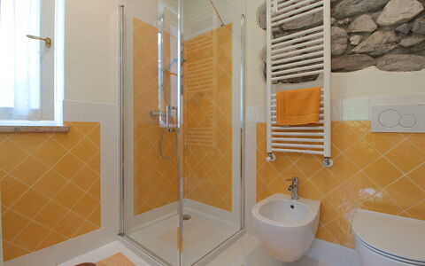 Casa Mis: Sol, Sol, Design Intérieur, Luminaire Plomberie, Mur, Salle De Bains, Tuile, Plomberie, Robinet, Plafond