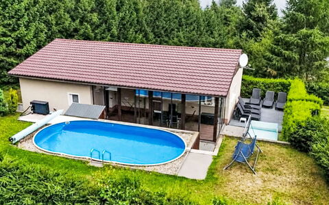 Svahová 2: Bleu, Bois, Meubles, Domicile, Mobilier De Jardin, Chaise, Ombre, Balcon, Tache De Bois, Eco Hôtel