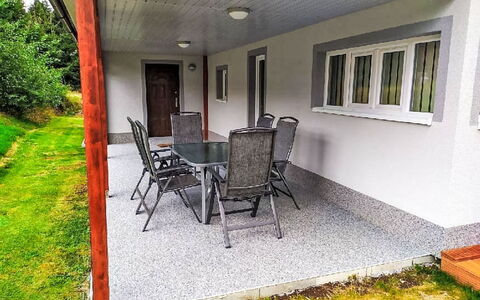 Svahová 3: Bleu, Bois, Meubles, Domicile, Mobilier De Jardin, Chaise, Ombre, Balcon, Tache De Bois, Eco Hôtel