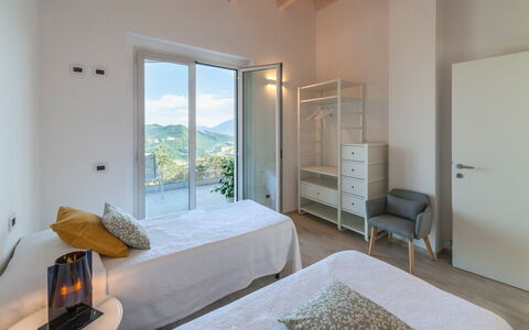 Dimora Montefalcone 8, Emma Villas: Design Intérieur, Sol, Chambre, Lit, Sol, Plafond, Pièce, Meubles, Domicile, Drap De Lit