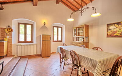 Logement:&nbsp;Montescalari 8
