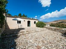 Casa Petralia