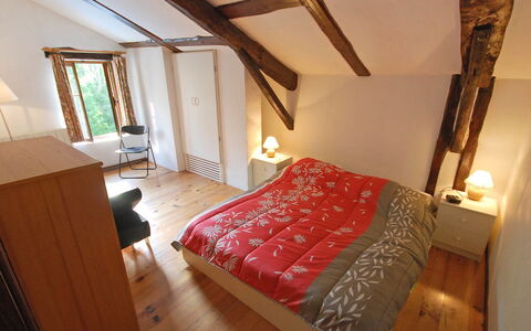 Ensemble de 3 Maisons Lavit: Chambre, Lit, Pièce, Meubles, Propriété, Cadre De Lit, Bâtiment, Drap De Lit, Literie, Design Intérieur