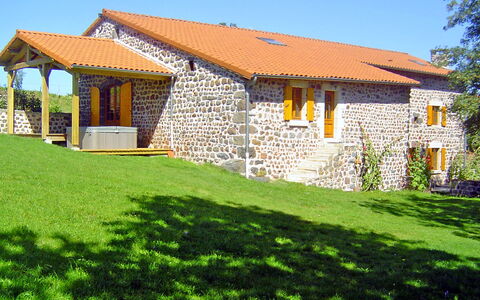 Ferme: Ciel, Bâtiment, Plante, Propriété, Fenêtre, La Nature, Arbre, Maison, Lot Terre, Paysage Naturel