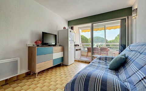 La Lagune: Design Intérieur, Meubles, Sol, Sol, Pièce, Appartement, Chambre, Chaise, Lit, Plafond