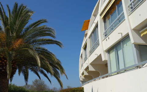 La Lagune: Ombre, Balcon, Hôtel, Daylighting, Villa