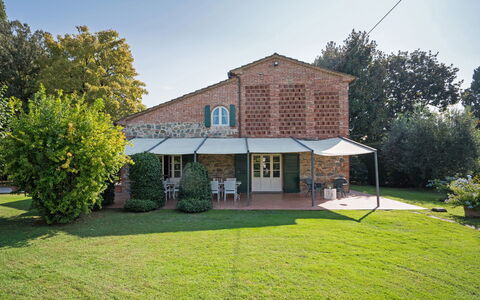 Villa Fontine: Propriété, Maison, Domicile, Immobilier, Bâtiment, Chalet, Biens, Ferme, Lot Terre, Architecture