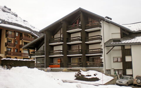 Le Brûlaz: Neige, Propriété, L'Hiver, Maison, Domicile, Bâtiment, Architecture, Immobilier, Toit, Appartement