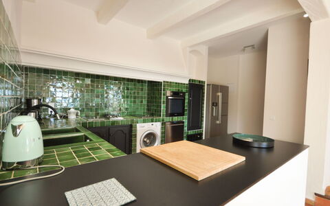 Mare e Sole: Propriété, Cuisine, Design Intérieur, Sol, Sol, Bâtiment, Confort, Salon, Condominium, Maison
