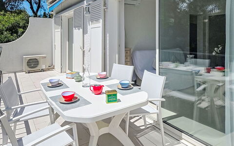 Le Val des Pins: Balcon, Villa