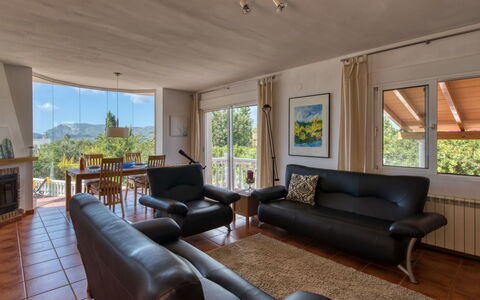 Osa Menor: Pièce, Propriété, Salon, Meubles, Design Intérieur, Bâtiment, Immobilier, Table Basse, Maison, Sol