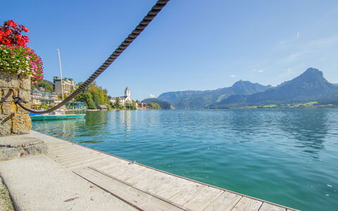 Sankt Wolfgang im Salzkammergut 50: L'Eau, Ciel, Ressources En Eau, Plante, Nuage, Montagne, Lac, Arbre, Cotiers Et Relief Océaniques, Bois