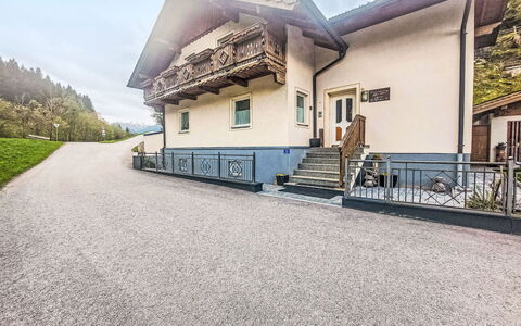 Haus Toferer: Maison, Domicile, Chalet, Allée, Clôture, Balcon, Village De Montagne, Siding