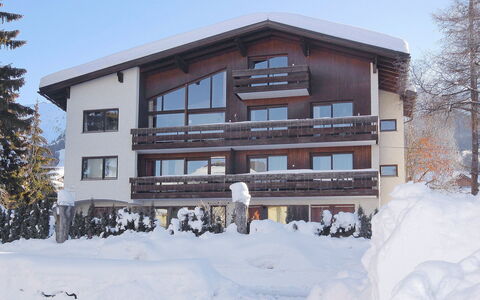 Seefeld in Tirol 202: Bâtiment, Ciel, Propriété, Neige, Fenêtre, Arbre, Maison, Plante, Pente, Chalet