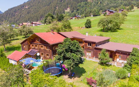 Sankt Gallenkirch 150: Plante, Propriété, Bâtiment, Écorégion, Arbre, Ciel, Vert, Montagne, Paysage Naturel, Maison