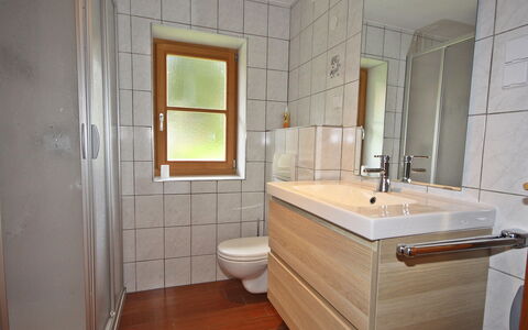 Schönhart: Salle De Bains, Pièce, Propriété, Sol, Design Intérieur, Tuile, Bâtiment, Architecture, Meubles, Armoire De Toilette