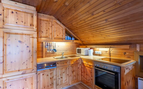 Weissmann: Cabinetry, Comptoir, Meubles, Bâtiment, Cuisine, Bois, Tiroir, Design Intérieur, Sol, Sol