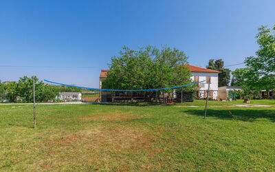 Umag Volparija 580