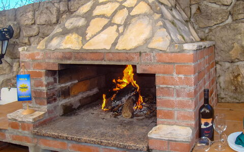 Villa More: Bois, Chaleur, Brickwork, Brique, Bouteille, Ciel, Gaz, Maconnerie Four