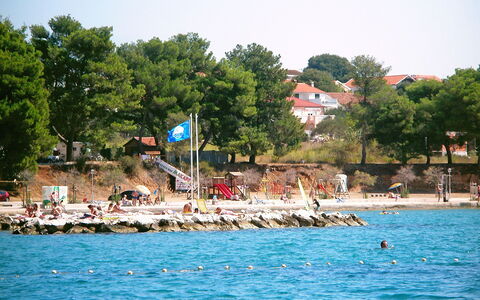 Mihovilka: Plan D'Eau, L'Eau, Mer, Tourisme, Vacances, Loisir, Été, Arbre, Rive, Côte