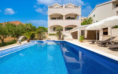 Logement:&nbsp;Villa Andjelka 330.3