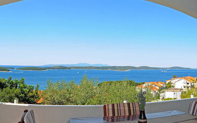 Hvar Hvar 100: Propriété, Ciel, Bleu, Bleu Azur, Immobilier, Pièce, Maison, Mer, Vacances, Océan