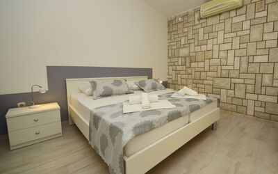 Logement:&nbsp;Moreška 100.2