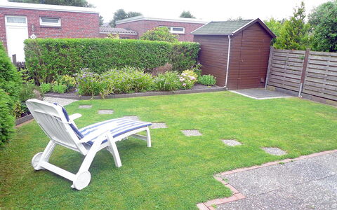 Seefalke: Pelouse, Herbe, Cour, Propriété, Arrière-Cour, Jardin, Mobilier De Jardin, Meubles, Famille Grass, Chaise