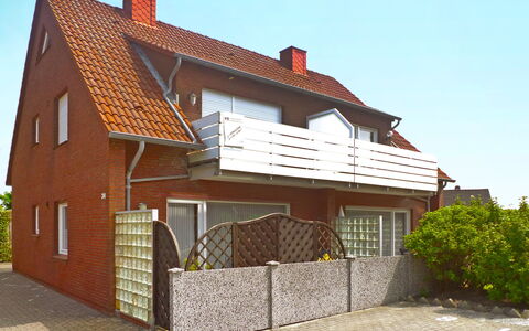 Norddeich 553: Bâtiment, Ciel, Propriété, Plante, Maison, Fenêtre, Bois, Siding, Chalet, Façade