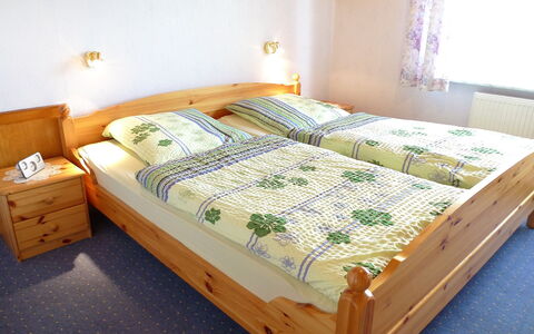 Bentweg: Lit, Chambre, Meubles, Drap De Lit, Matelas, Pièce, Cadre De Lit, Literie, Propriété, Design Intérieur