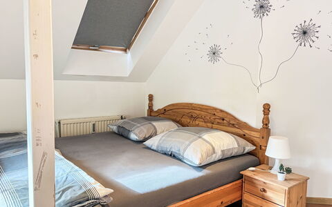 Adenau 160: Lit, Meubles, Design Intérieur, Chambre, Literie, Drap De Lit, Sol, Sol, Bois, Linge