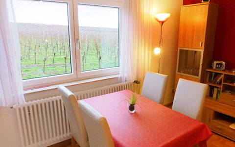 Haus Sacherer: Pièce, Propriété, Meubles, Design Intérieur, Sol, Bâtiment, Table, Maison, Immobilier, Couvre-Fenêtres