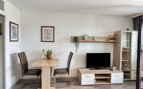 Logement:&nbsp;Wald und Wiese (B 94) 2.47