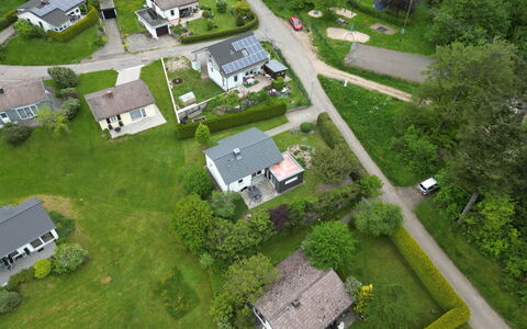 Sophia: Propriété, Plante, Environnement Naturel, Bâtiment, Maison, Lot Terre, Herbe, Design Urbain, Quartier, Zone Résidentielle
