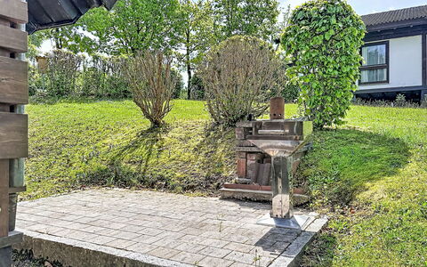 Siegsdorf 100: Herbe, Arbuste, Jardin, Lot Terre, Couverture De Sol, Pelouse, Aménagement Paysager, Arrière-Cour, Cour