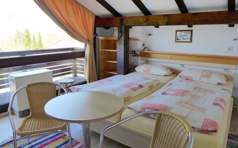 Siegsdorf 100: Pièce, Propriété, Meubles, Chambre, Design Intérieur, Bâtiment, Maison, Lit, Chalet, Cabine