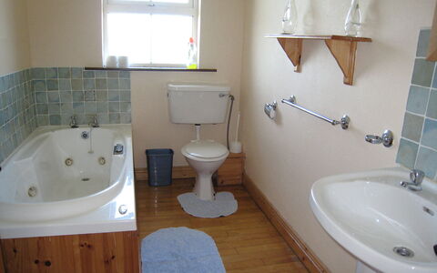 Portmagee Knightstown 100: Robinet, Luminaire Plomberie, Propriété, Lavabo, Évier, Blanc, Fenêtre, Vert, Salle De Bains, Violet