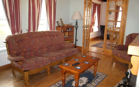 Glenvale Cottage: Meubles, Pièce, Salon, Propriété, Dur, Sol, Design Intérieur, Table, Maison, Chaise