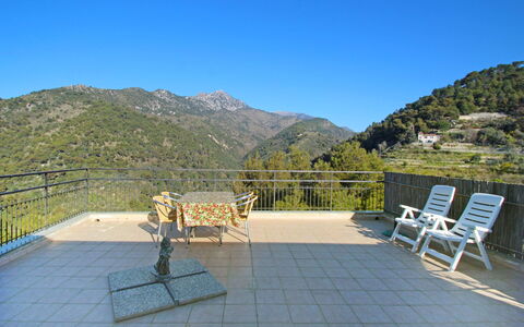 Il Cippo: Montagne, Propriété, Ciel, Immobilier, Architecture, Station De Montagne, Meubles, Maison, Pièce, Bâtiment