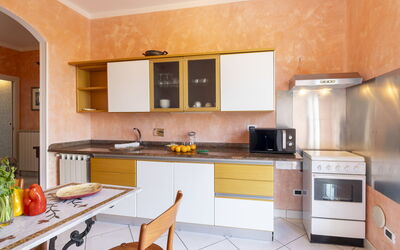 Il Risveglio 200.7: Cabinetry, Meubles, Comptoir, Evier, Robinet, Évier, Bâtiment, Appareil De Cuisine, Bois, Cuisine