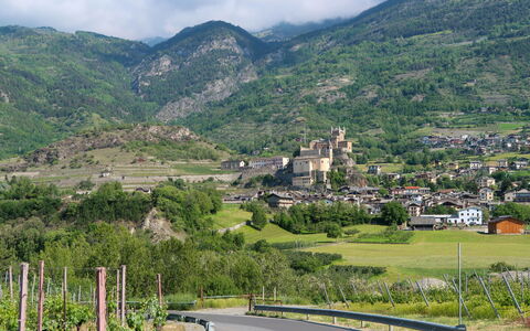 Ville sur Sarre: Plante, Ciel, Communauté Des Plantes, Paysage Naturel, Branche, Arbre, Herbe, Arbuste, À Feuilles Caduques, Paysage