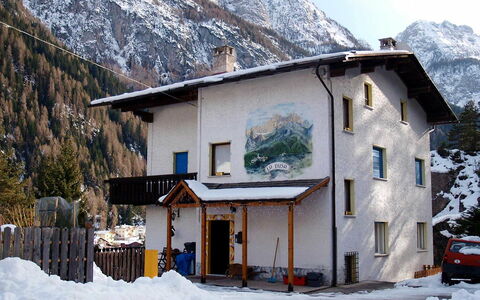 Alleghe 100: Neige, Montagne, Bâtiment, Ciel, Propriété, Fenêtre, La Nature, Maison, Pente, Arbre