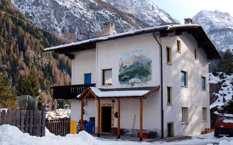Alleghe 100: Neige, Montagne, Bâtiment, Ciel, Propriété, Fenêtre, La Nature, Maison, Pente, Arbre
