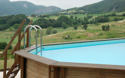 Busani: Piscine, Propriété, Loisir, L'Eau, Vacances, Recours, Immobilier, Maison, Paysage, Bois