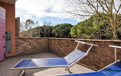 Rosolina Mare 350: Composite, Mobilier De Jardin, Ombre, Brique, Tache De Bois, Piscine, Chaise, Dur, Balcon
