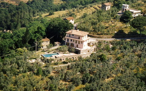 Vinci 110: Village De Montagne, Paysage Naturel, Station De Montagne, Village, Maison, Zone Rurale, Bâtiment, Montagne, Arbre, Paysage