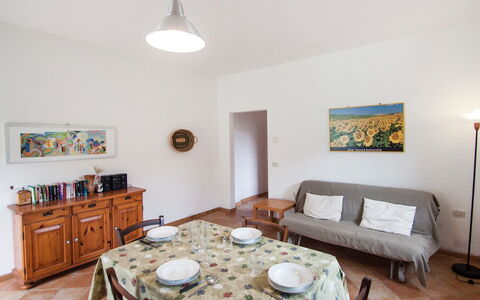 Rufina 200: Pièce, Propriété, Meubles, Design Intérieur, Sol, Bâtiment, Chambre, Mur, Maison, Immobilier