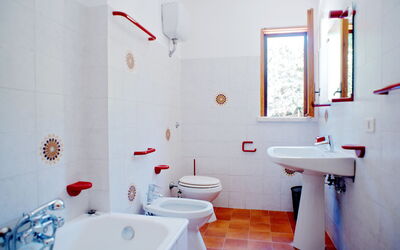 Logement:&nbsp;Costa di Kair ed Din 100.3